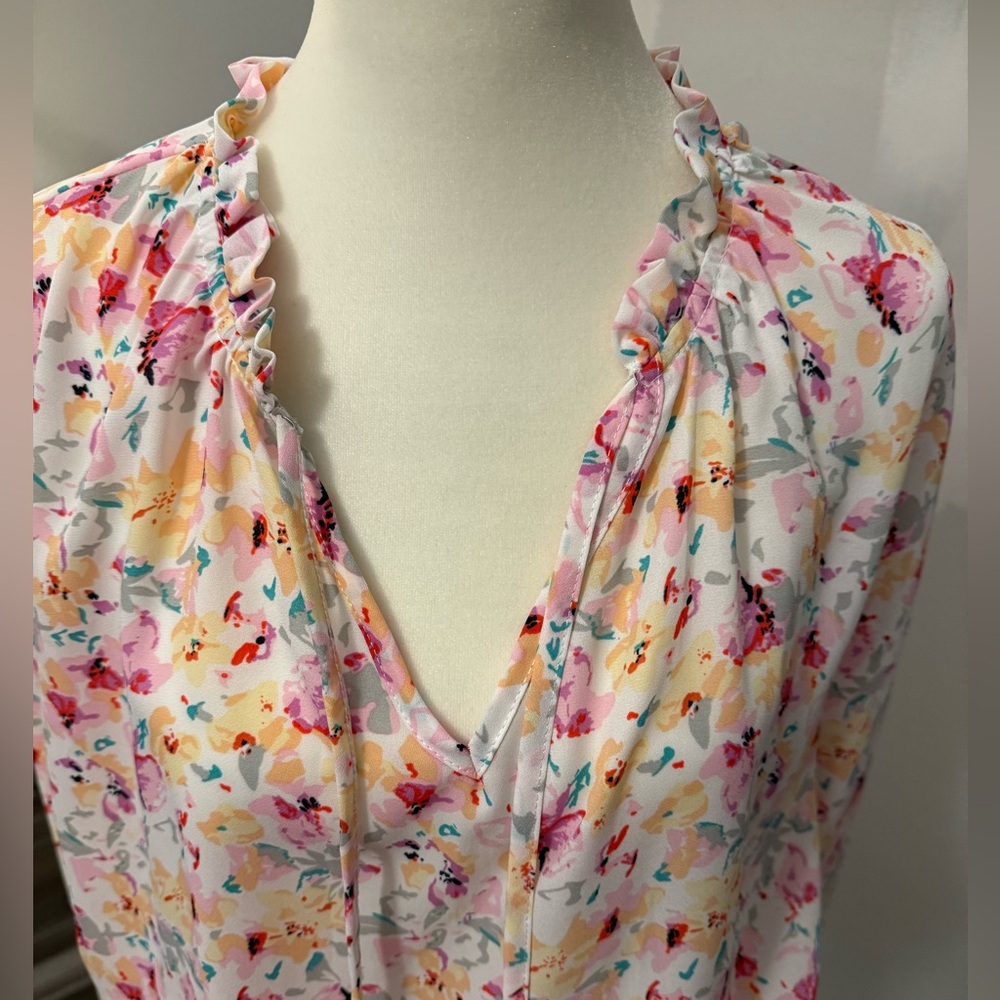 Lightweight, Excellent Condition Multicolor Dress. - image 4